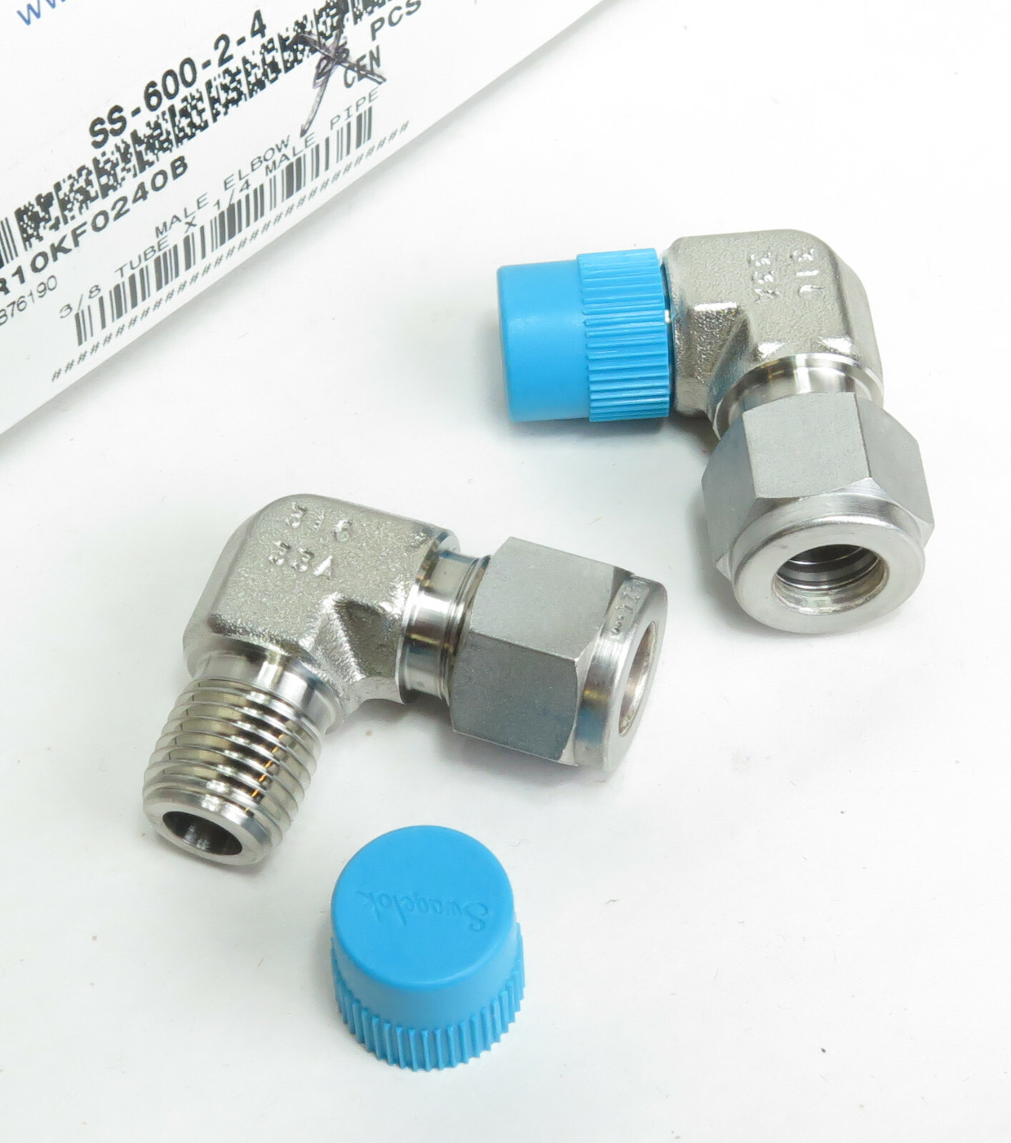 SWAGELOK SS-600-2-4 UNION ELBOW FITTING, 316 STAINLESS, 3/8