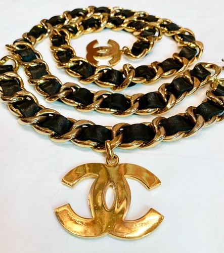 CHANEL ICONIC MASSIVE CC BELT LEATHER VINTAGE CHAIN CHARM
