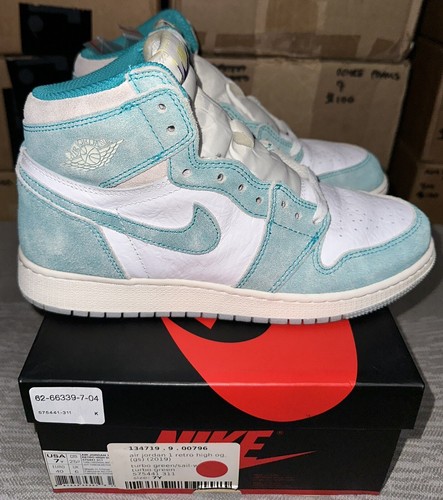 シューズ(男性用) AirJordan 1 Retro High OG TurboGreen Amazon.com | Jordan Mens Air 1 Retro High OG 555088 311