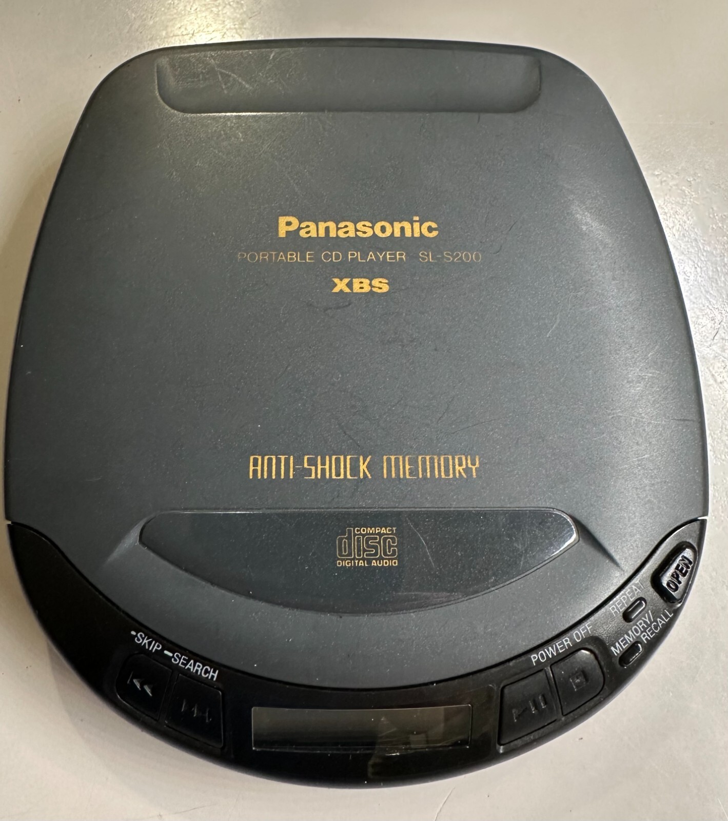 (ジャンク)Panasonic SL-S100 Panasonic SL-S100 Portable CD Player Used Tested and Working