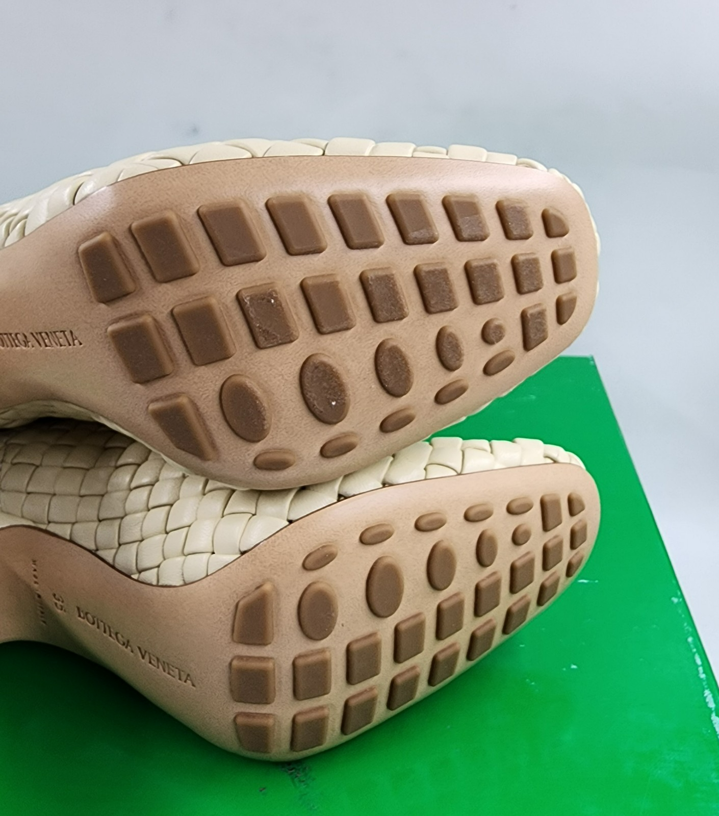 Bottega Veneta Canalazzo Woven Booties Women's 35/5US Butter Square Toe Pull On - Picture 7 of 19