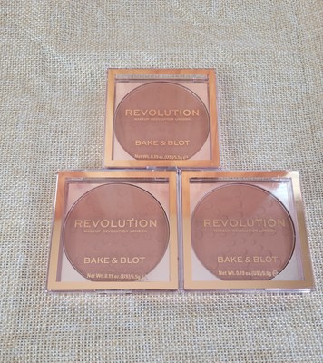 3 Makeup Revolution London Bake and Blot Pressed Setting Powder - Deep Dark