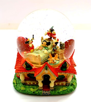 Disney MICKEY MOUSE & PLUTO Snow Globe with Music Box WHEN YOU WISH UPON A STAR