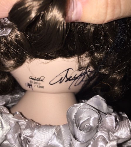 Rare! Hand signed By Marie Osmond Platinum Rose Porcelain Doll W/book Full Size