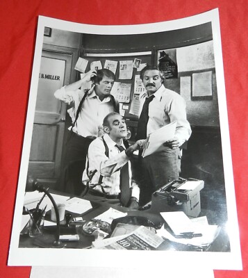 Vintage Press Photo for Barney Miller - 1975 - Max Gail, Hal Linden + Abe Vigoda