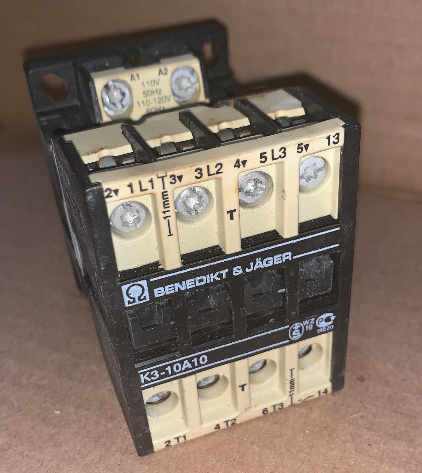 Dryer Relay, 110/120V 50/60Hz (K310A10), for P/N 438963611