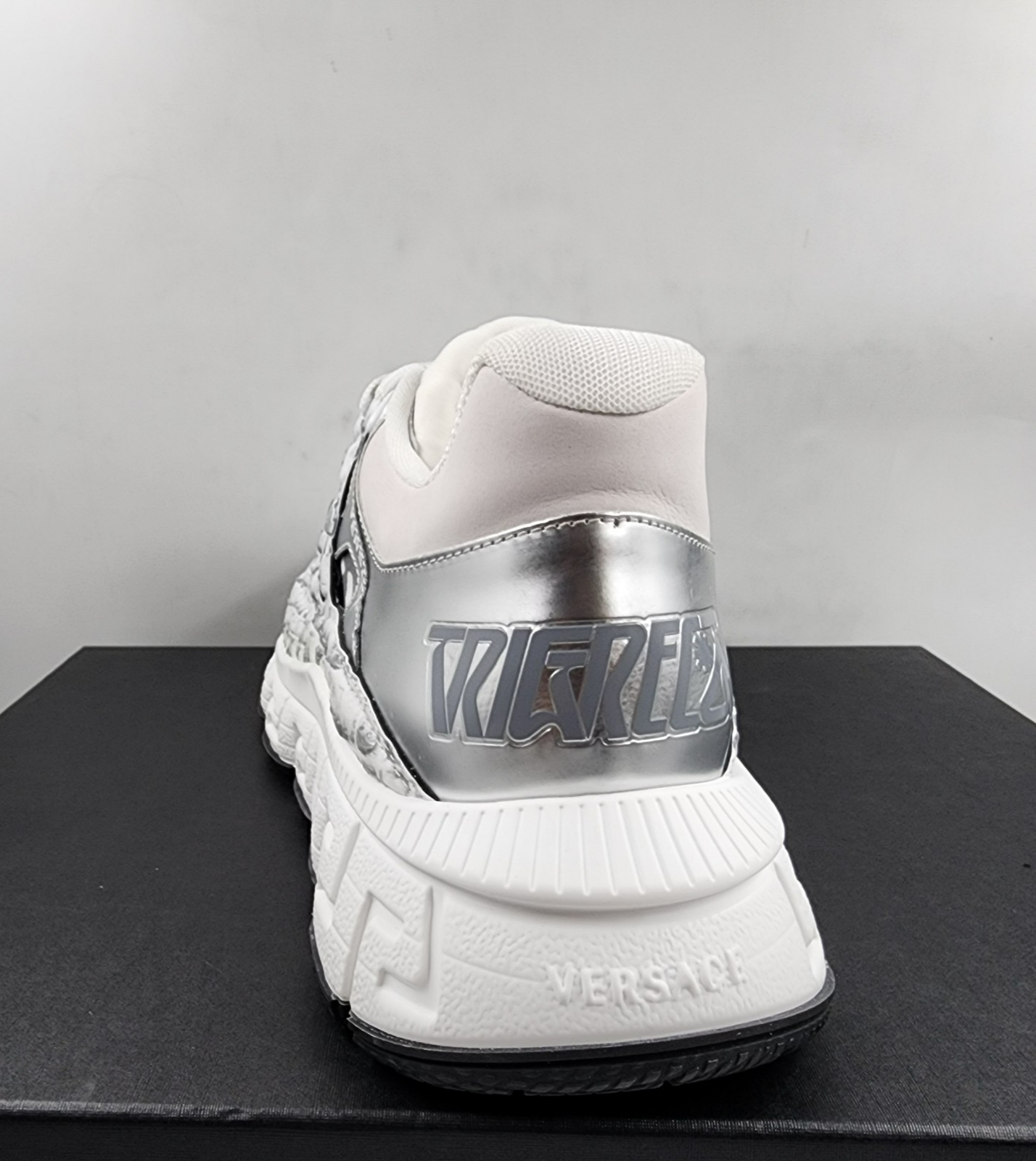 Versace Trigeca Low Top Sneakers Men's 45/12US White/Gray Mix Print Lace Up - Picture 14 of 22