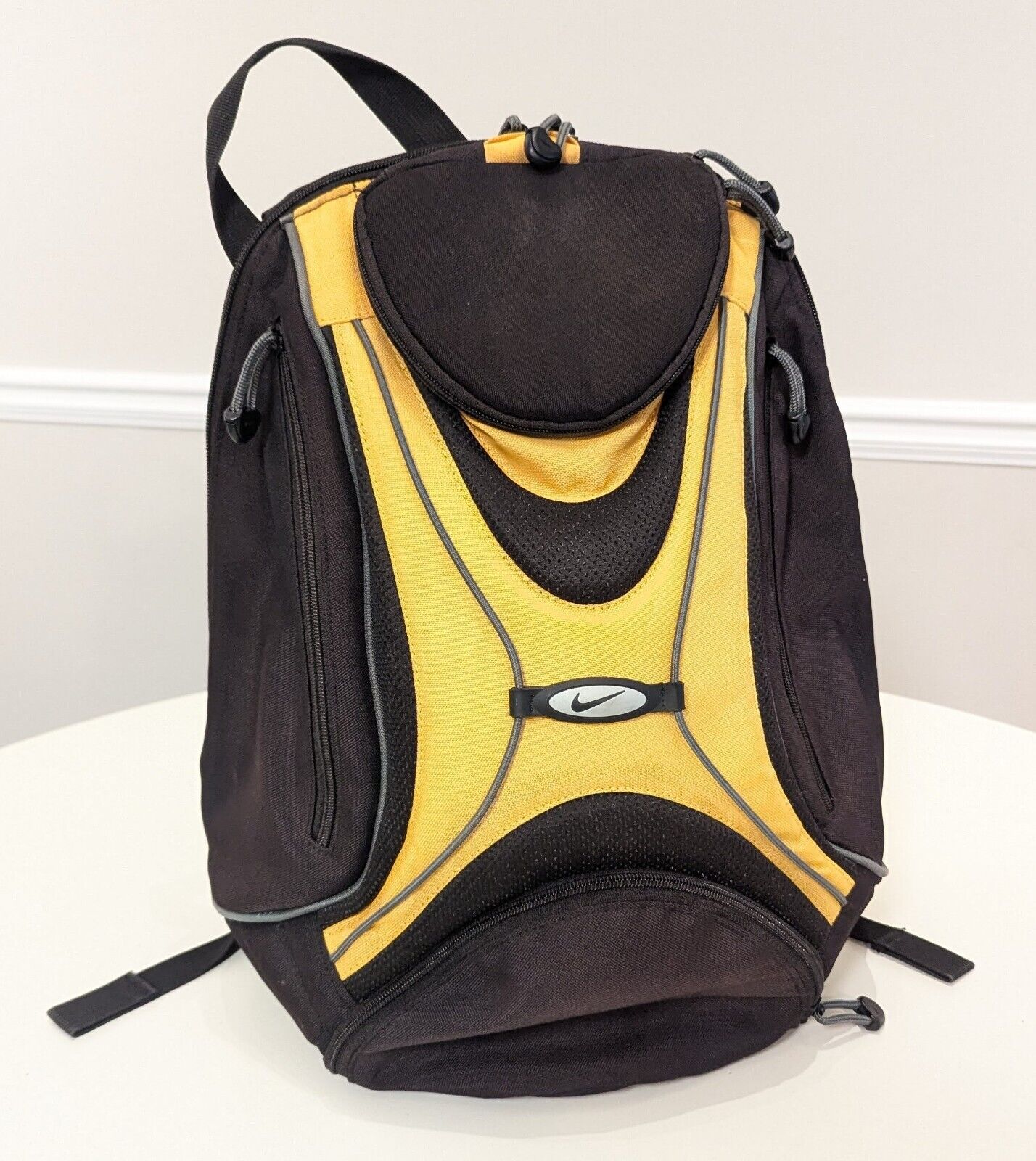 Vintage Nike Y2K 2000s Atmosair 1 Backpack with Air Bubble Vintage Nike Y2K 2000s Atmosair 1 Backpack with Air Bubble