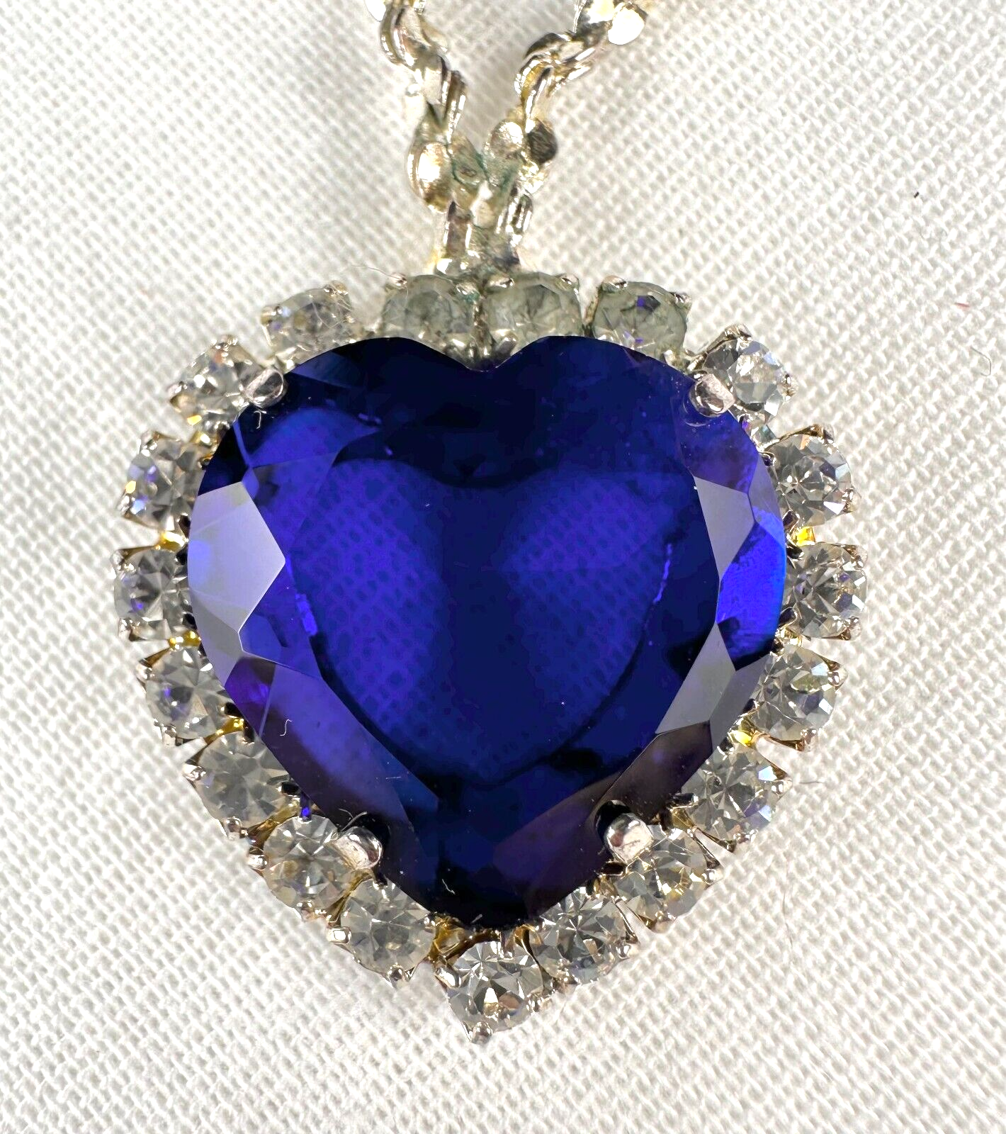 Heart of the Ocean Necklace, Blue Titanic Replica 1998 Lind