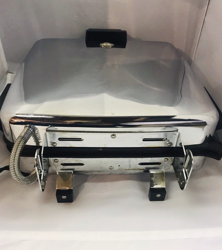 VTG TOASTMASTER Waffle Iron Sandwich Grill Model 259 EXCELLENT CONDITION