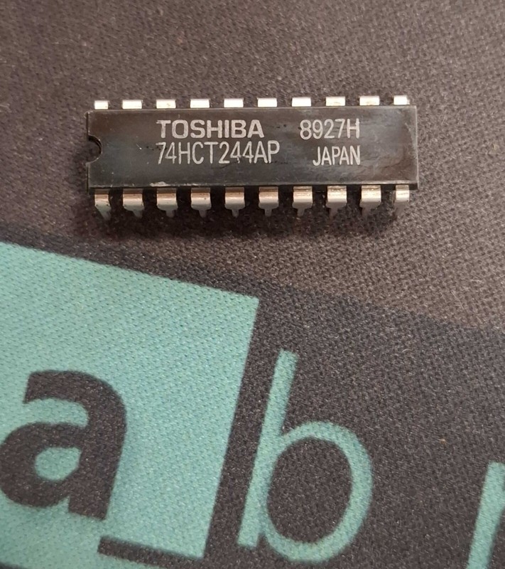 74hct244ap || Toshiba || Bus Transceiver Octal & Dip20 || 10 Pcs