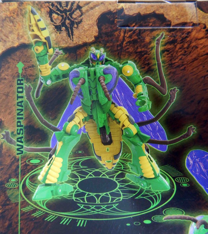 未開封新品 トランスフォーマー キングダム Waspinator WFC-K34 NEW Transformers WFC-K34 Kingdom WASPINATOR Deluxe Class