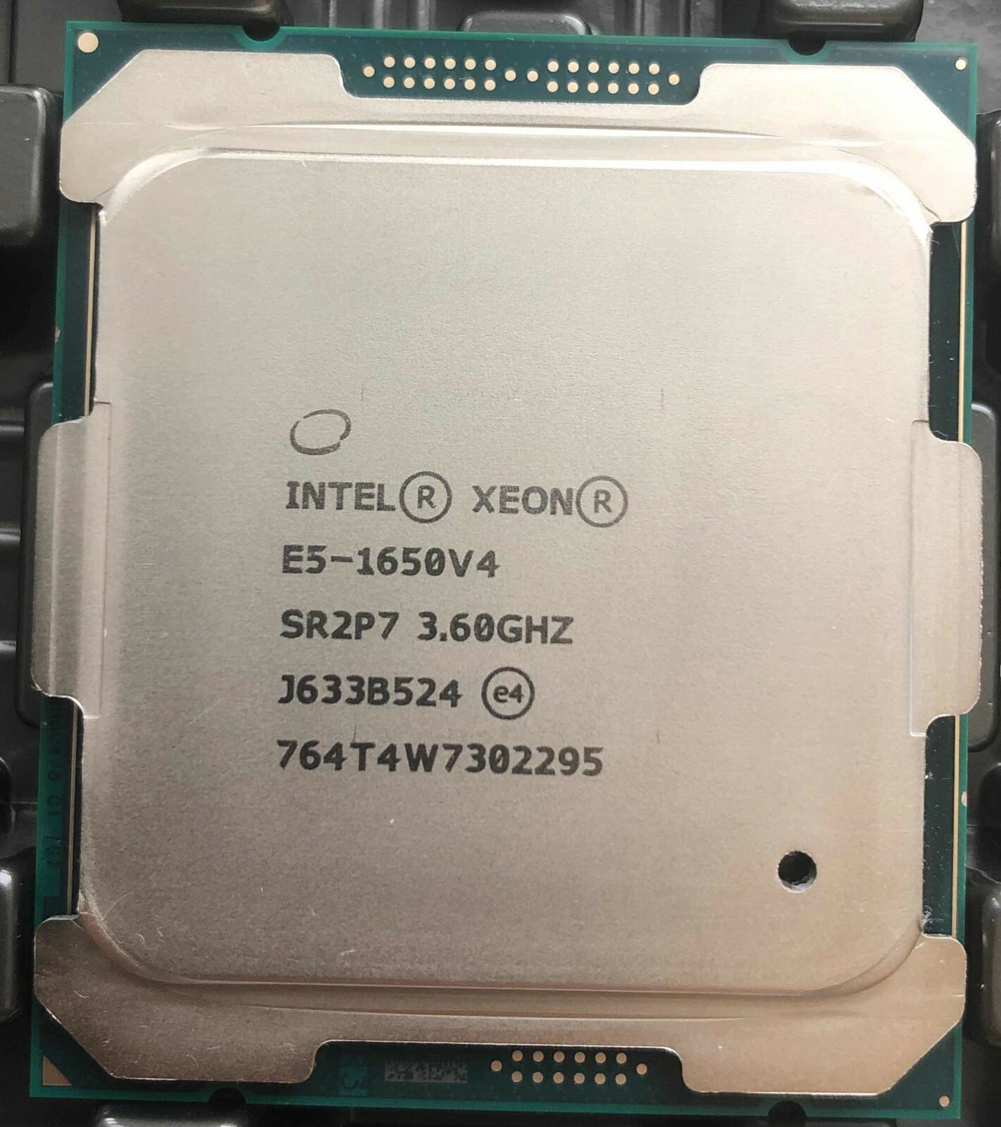 ゲーミング?PC GTX750Ti Xeon E5-1650 v4 SSD 711IvuMI6nL._UF350,350_QL50_.jpg