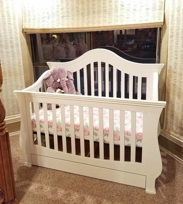 Million Dollar Baby Classic Ashbury 4-in-1 Convertible Crib with To... BRAND NEW