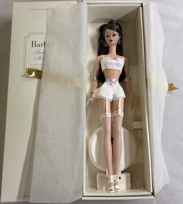 Lingerie Barbie Genuine Error Silkstone Doll Brunette Gold Label 26931 NIB