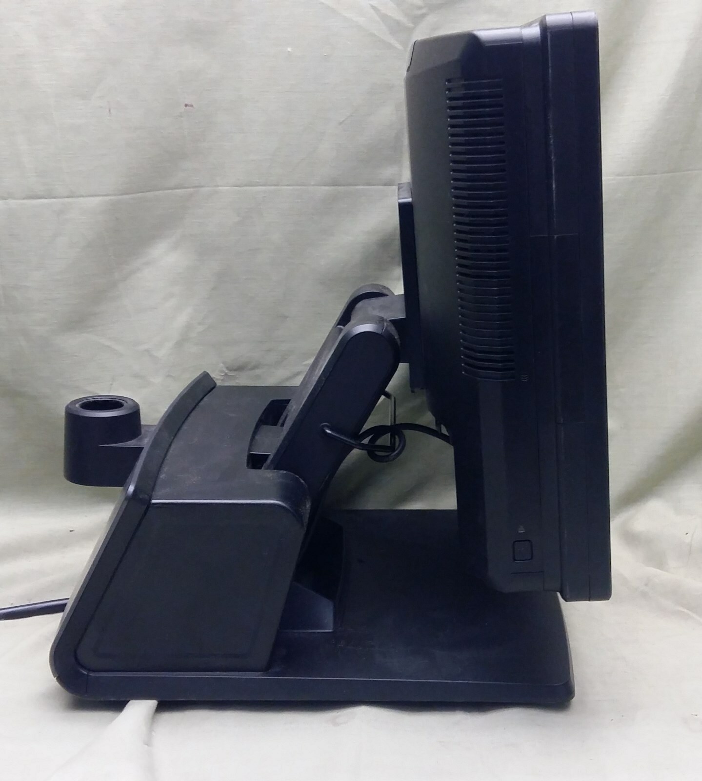 HP RP7800 RP7 Retail System i3 2120 3.3GHz 4GB RAM No HDD USED - WORKING