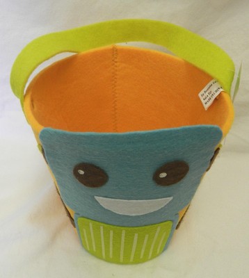 Orange Blue Robot Easter Felt Basket Dudleys Deluxe Egg Decorating Grass Kit