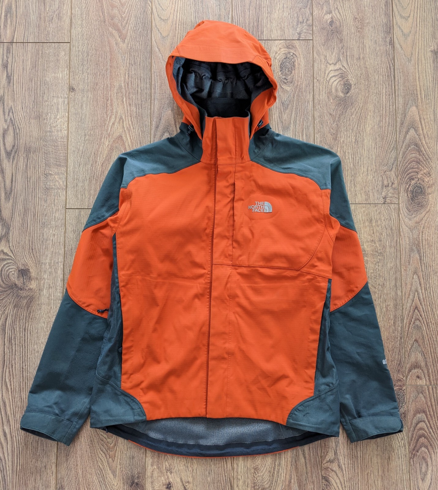 THE NORTH FACE GORE-TEX