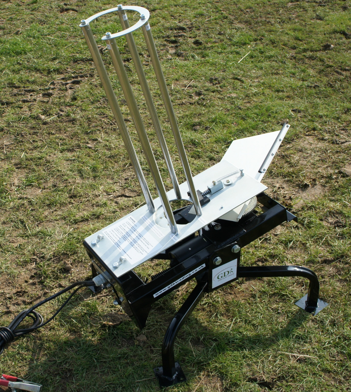 GDK BLACK WING CLAY PIGEON TRAP WITH WOBBLER KIT!! AUTOMATIC CLAY PIGEON TRAP eBay