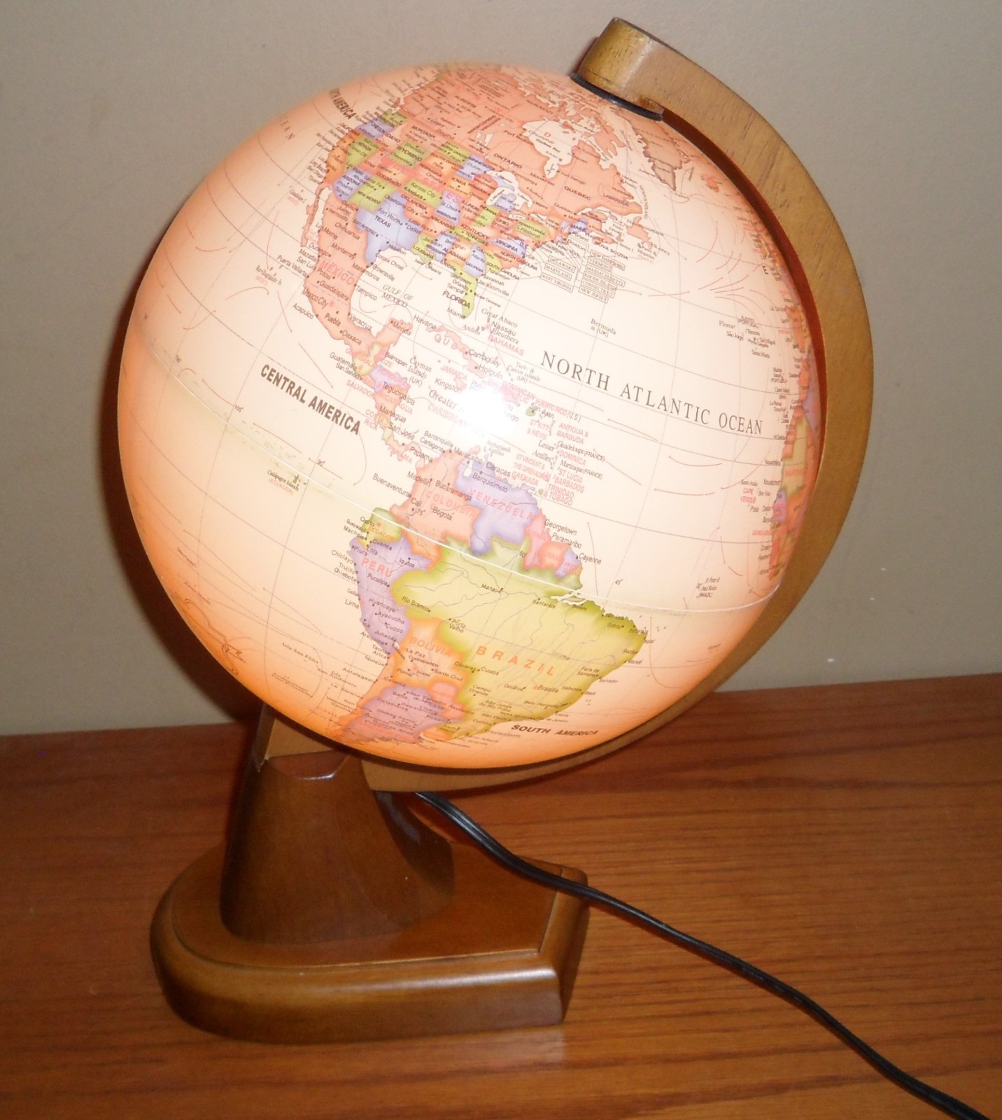 Vintage ILLUMINATED World GLOBE Rotating Axis Table LAMP with WOOD Base~Pacconi