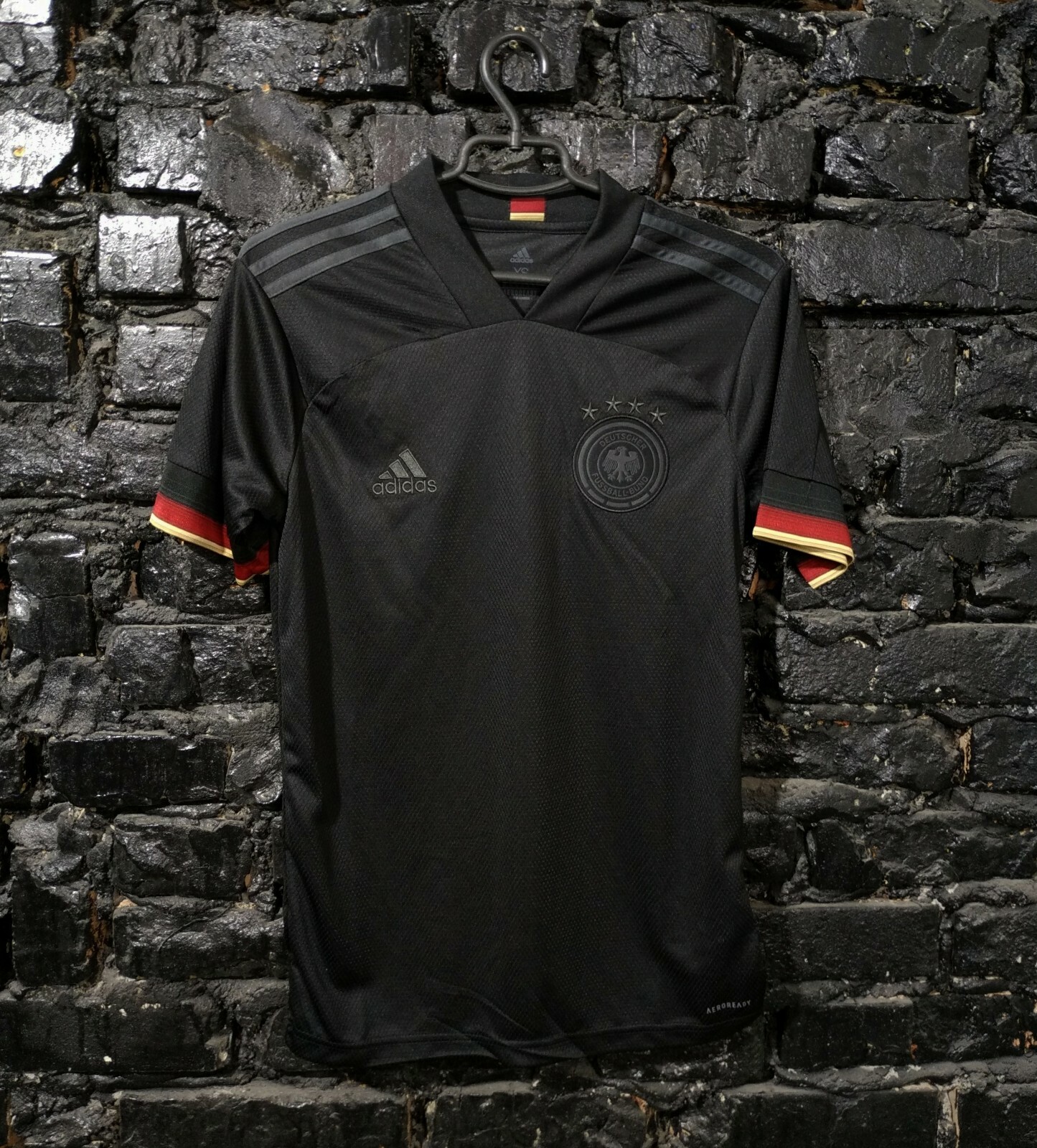 adidas - 未使用 adidas アディダス EH6117 ドイツ代表 2021 アウェイ レプリカ 半袖ユニフォーム M ポリエステル100% 海外サッカーウェア フットボールシャツ メンズ HU1435A82 adidas ドイツ代表 2021 アウェイ 半袖レプリカユニフォーム