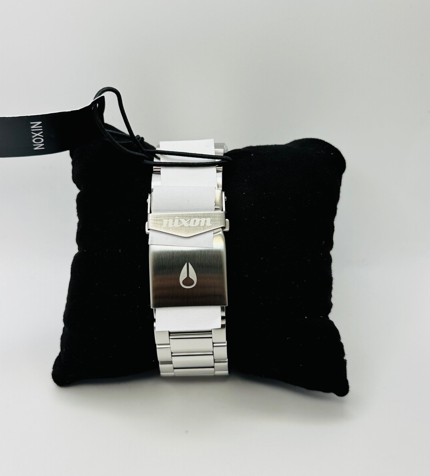 Pre-owned Nixon 25th Anniversary Player Limited Edition Diamond Watch A140-1263