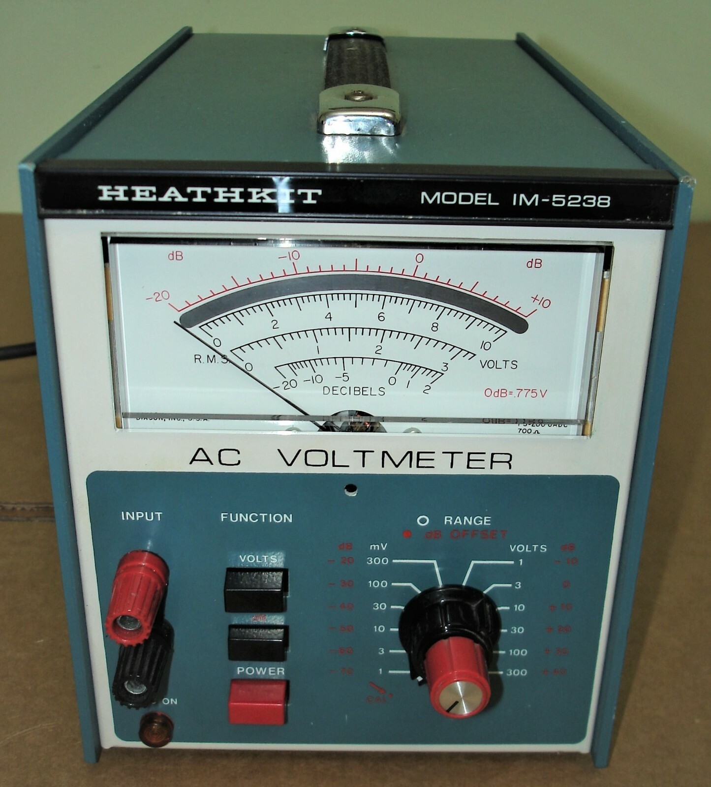 Heathkit A.C. Voltmeter Model IM5238 Test Equipment Ham Radioの