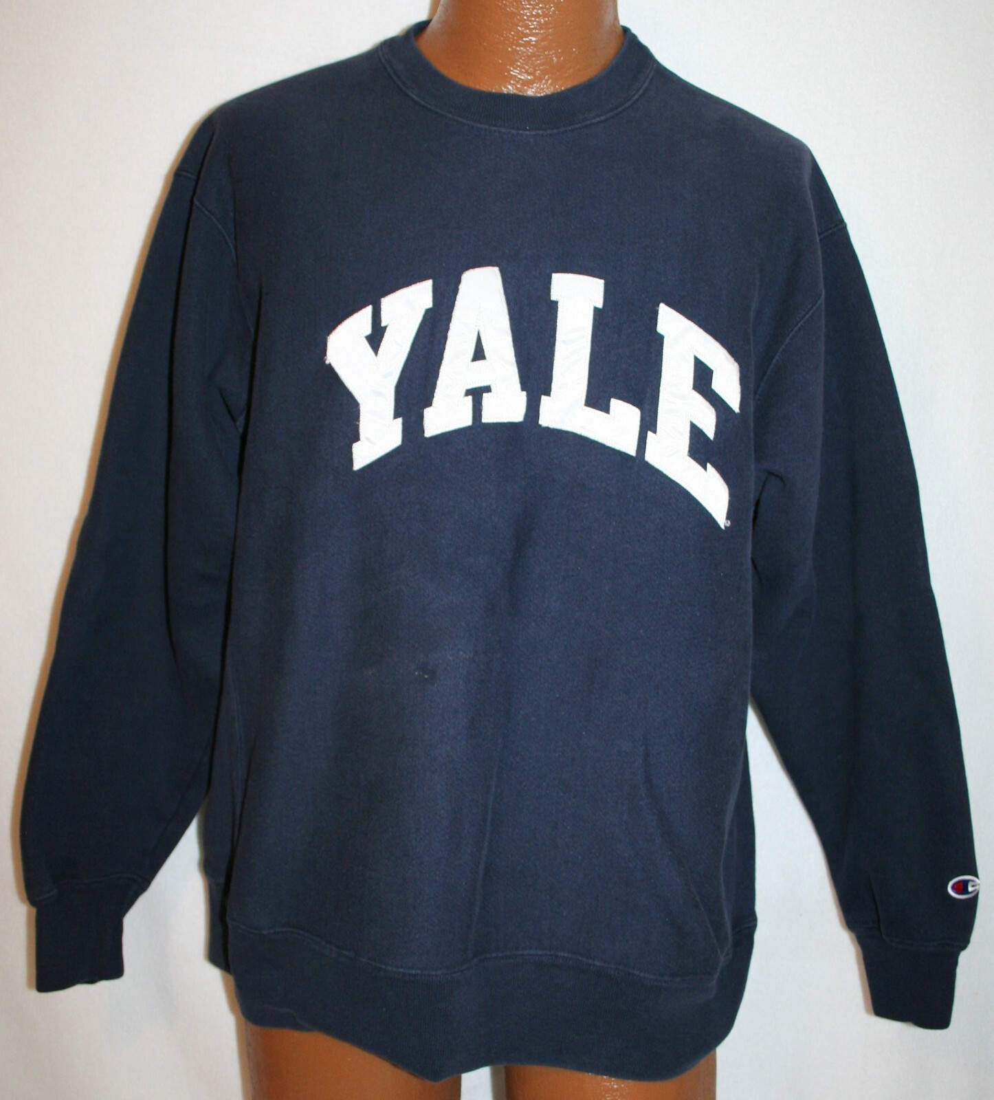 Vintage YALE UNIVERSITY Blue Champion Reverse Weave Vintage YALE UNIVERSITY Blue Champion Reverse Weave