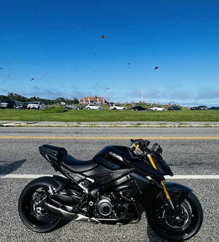 しょーん　1piu1uguale3 MUFFLER Amazon.com: Complete Exhaust Muffler System with Pipe and