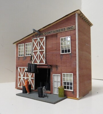 STEEL CONTAINERS INC. BUILT. WOOD. NICELY-DETAILED. WEATHERED. UNIQUE! HO