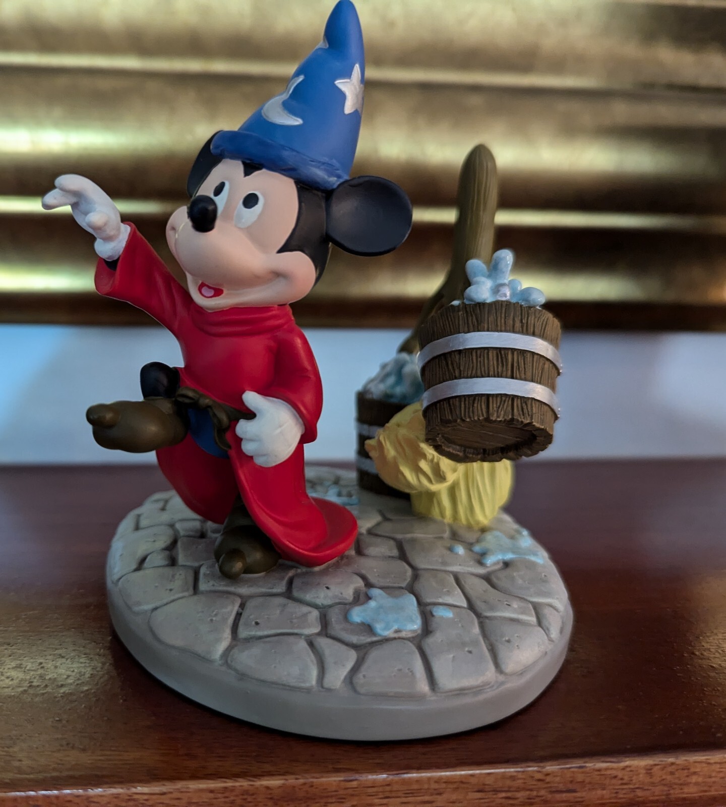 メリッサ・スーバー、【MICKEY'S BROOM DANCE】 PP59866 - DS - Sorcerer Mickey and Broom - Fantasia - Dance