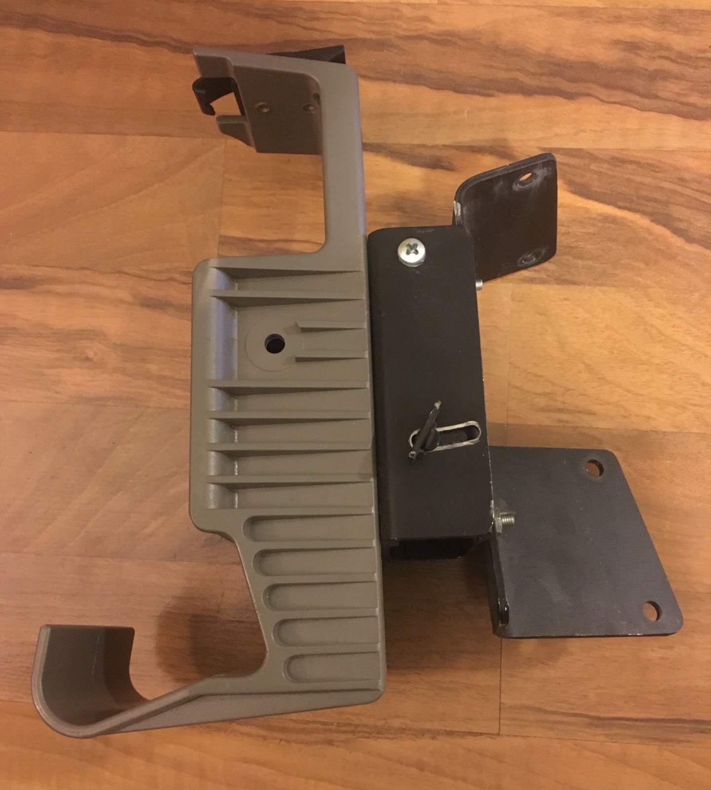 PLGR AN/PSN-11 U.S. Military GPS Receiver Bracket Mount 986-0645-001