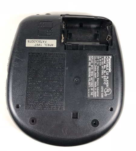 FOR PARTS/ NOT WORKING- SKIPS - 1997 Panasonic SL-S221C Car / Portable CD Player