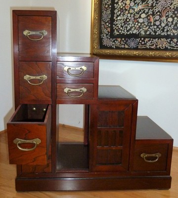 TANSU STEP CHEST - VINTAGE JAPANESE FURNITURE / EXCELLENT CONDITION