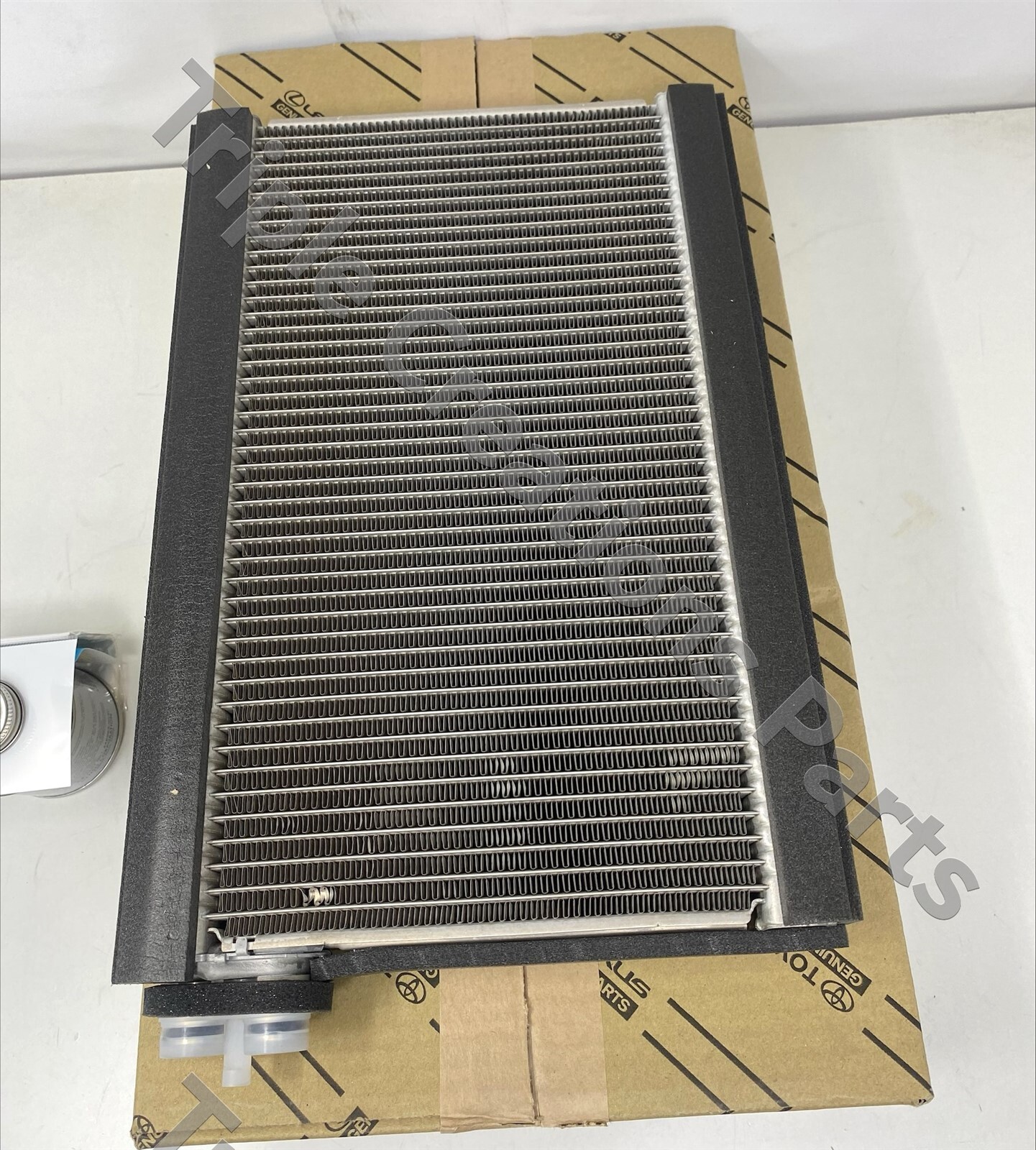 Toyota Genuine 8850137120 Evaporator Sub-Assy Cooler No.1 88501