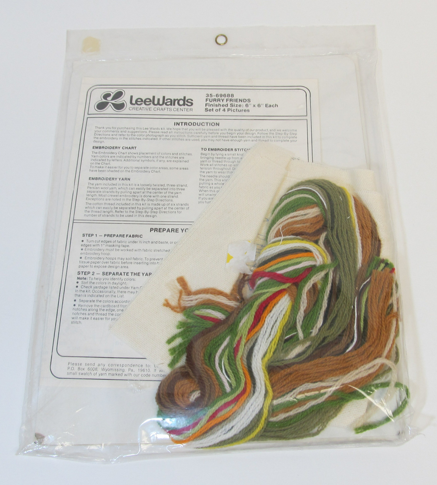 Lee Wards Crewel Kit FURRY FRIENDS Vintage Squirrel Chipmunk Rabbit Mouse Animal