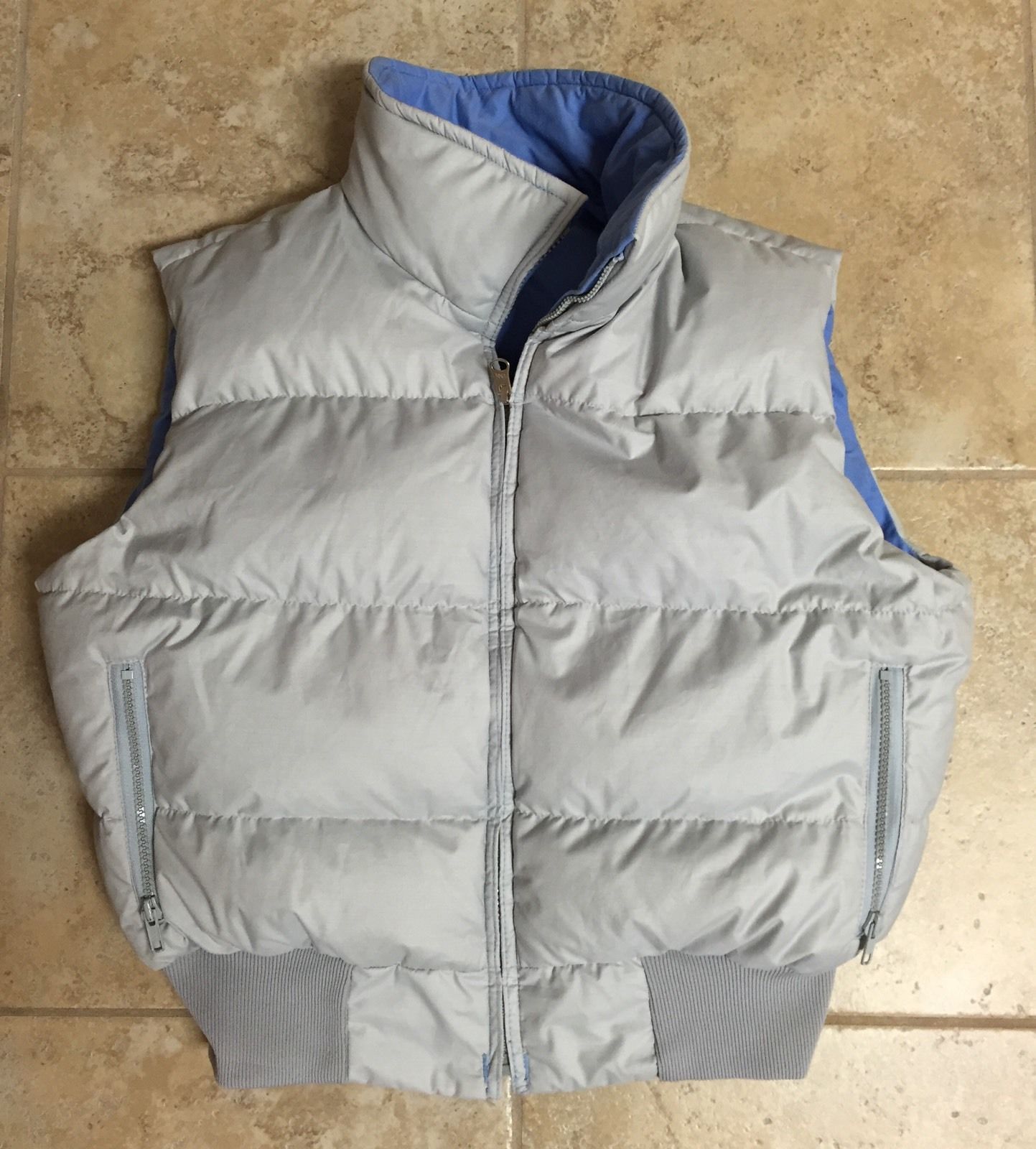 Solid Regular Size Coats, Jackets & Vests for Women