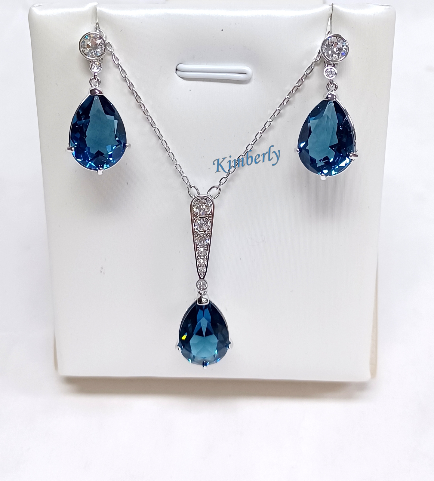Swarovski Vintage Set Drop Shape Teal/Clear Color Crystal