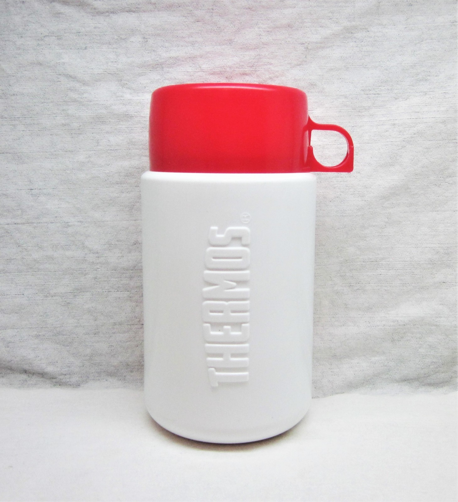 Vintage - 1990 Where's Waldo Thermos - GREAT CONDITION/AS-IS