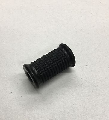 TRIUMPH CENTER STAND RUBBER 500 650 750 1958-1979 T110 6T TR6 T100 T120 T140