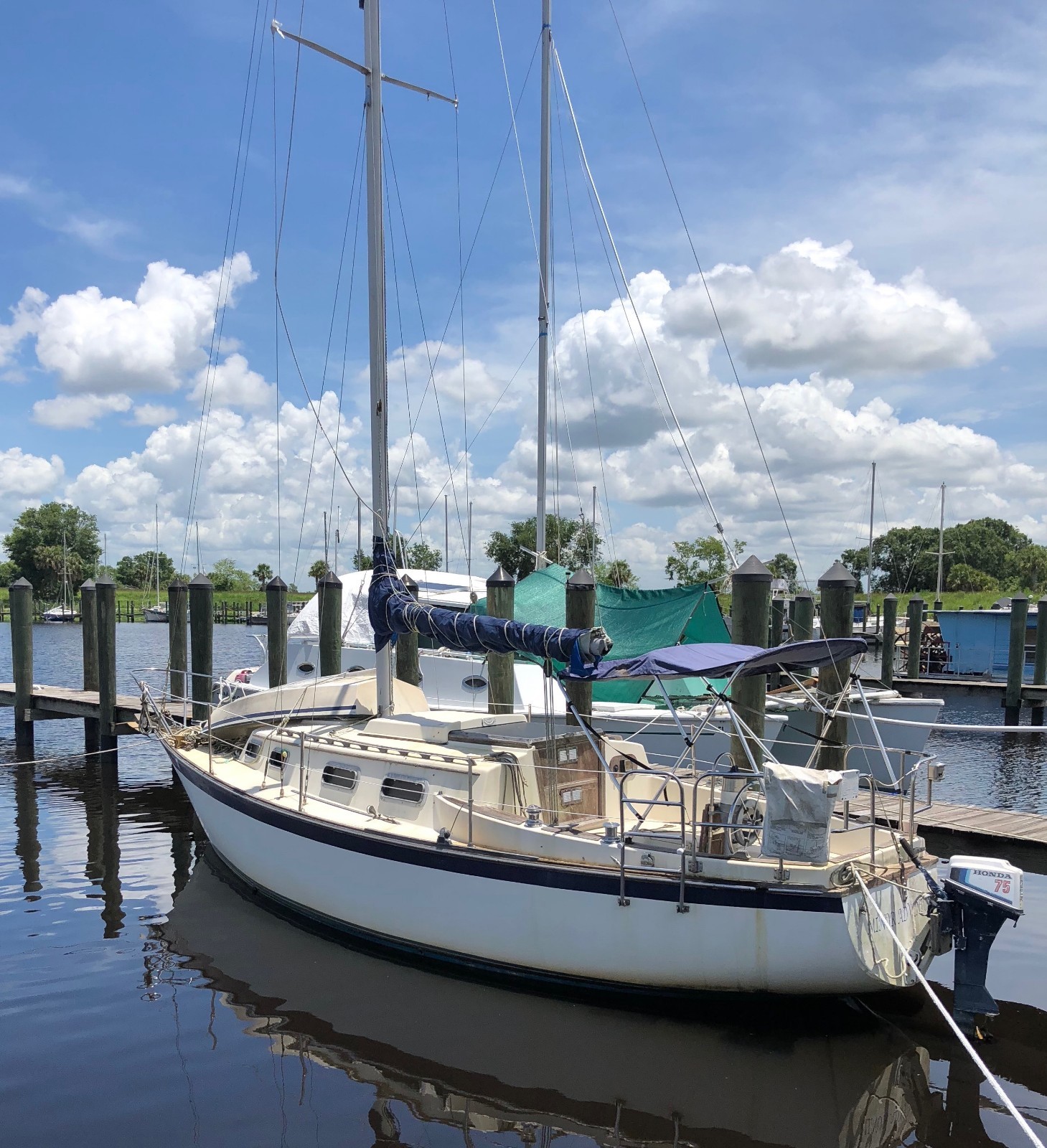 1979 Mariner 28'2" Cabin Cruiser - Florida