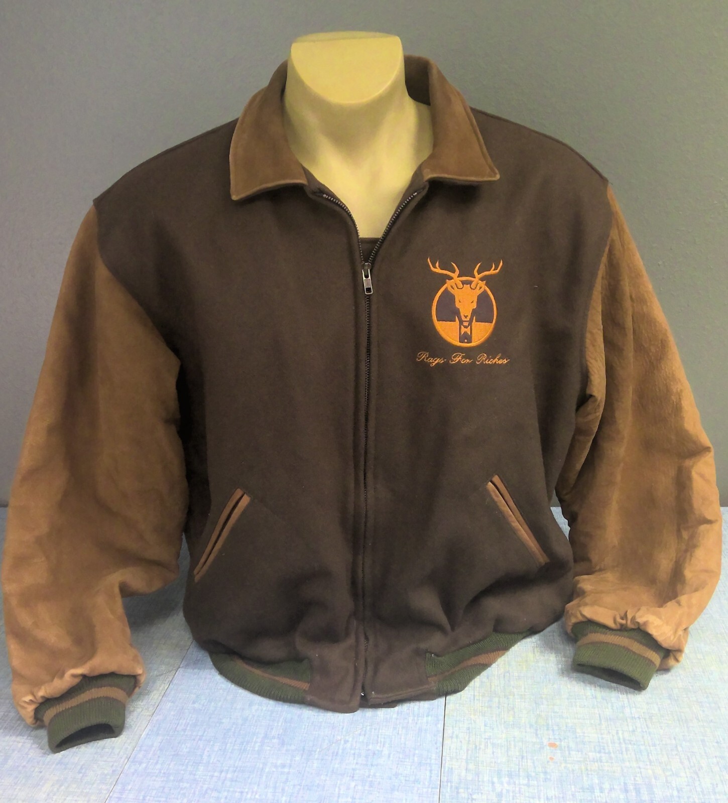 d*3様 vtg golden bear suede leather Harri d*3様 vtg golden bear suede leather Harri