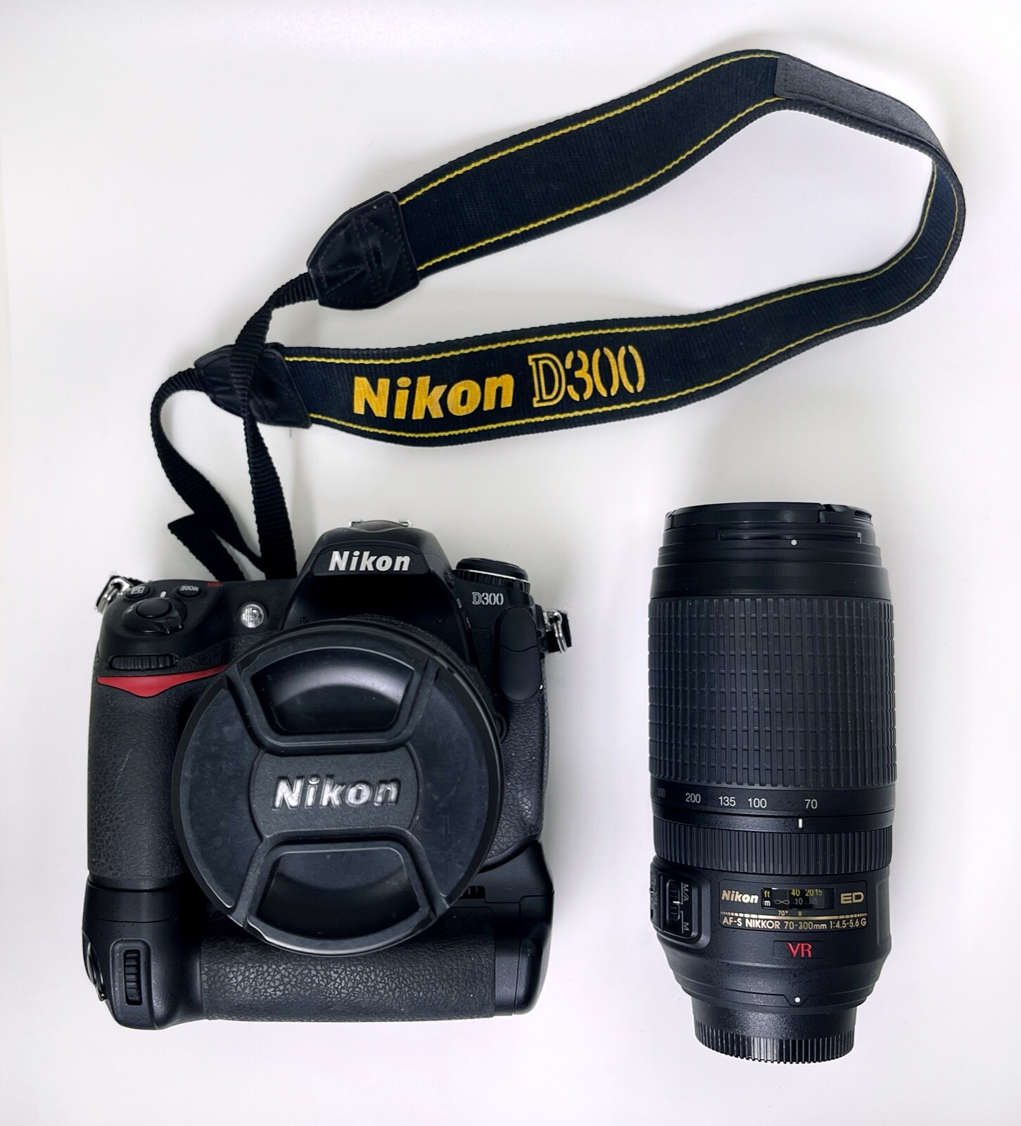 Nikon D300 DSLR Camera with 18-200 & 70-300mm Lenses Nikon D300 DSLR Camera with 18-200 & 70-300mm Lenses