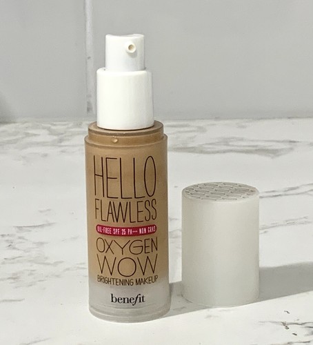 Benefit Toasted Beige  Hello Flawless Oxygen Wow Brightening Foundation