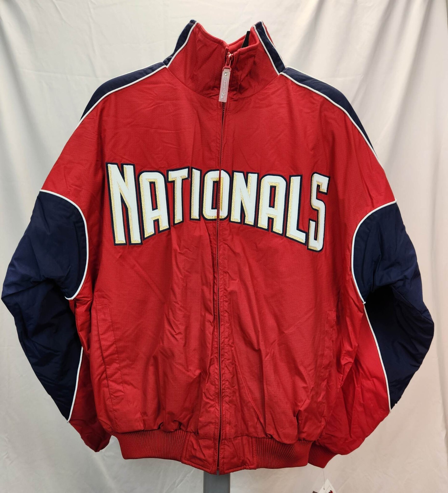 Vintage Washington Nationals Jacket AUTHENTIC Majestic MLB Vintage Washington Nationals Jacket AUTHENTIC Majestic MLB