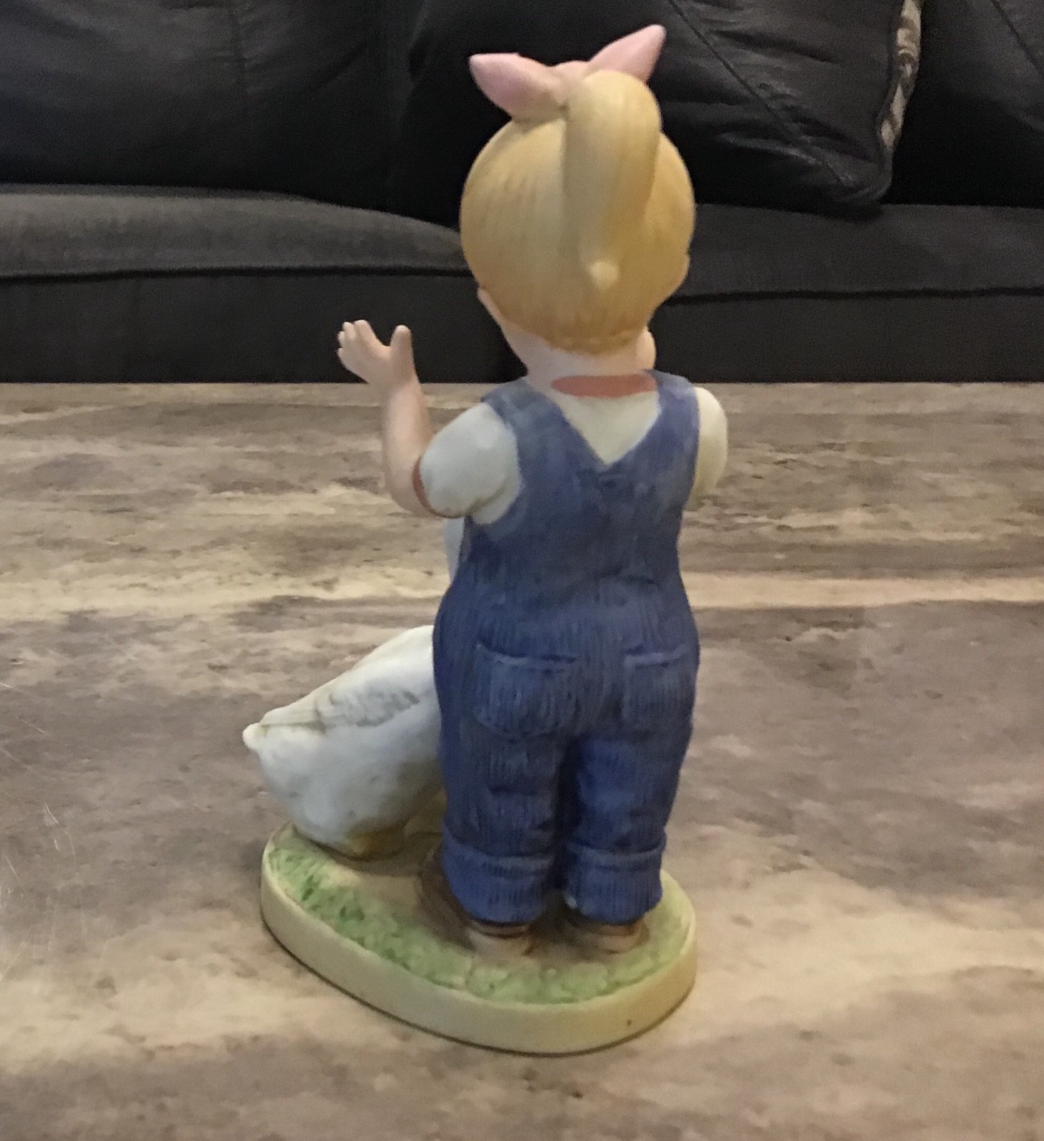 1985 DENIM DAYS BISQUE HOMCO GIRL WITH GEESE FIGURE #1502