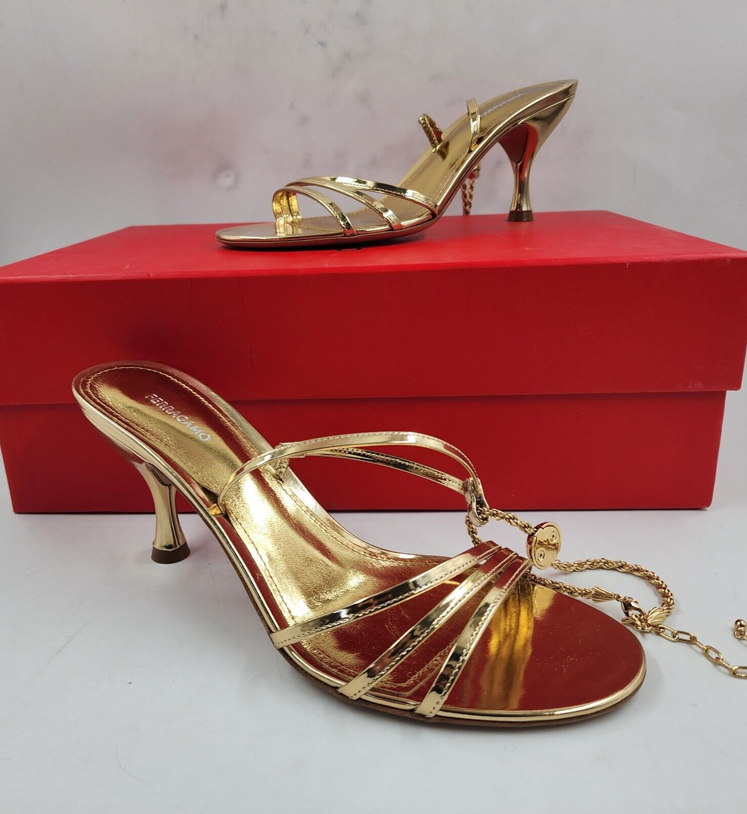 Ferragamo Denise Ankle Chain High Heel Sandals Women's 6.5 Gold Clasp Closure - Picture 4 of 19