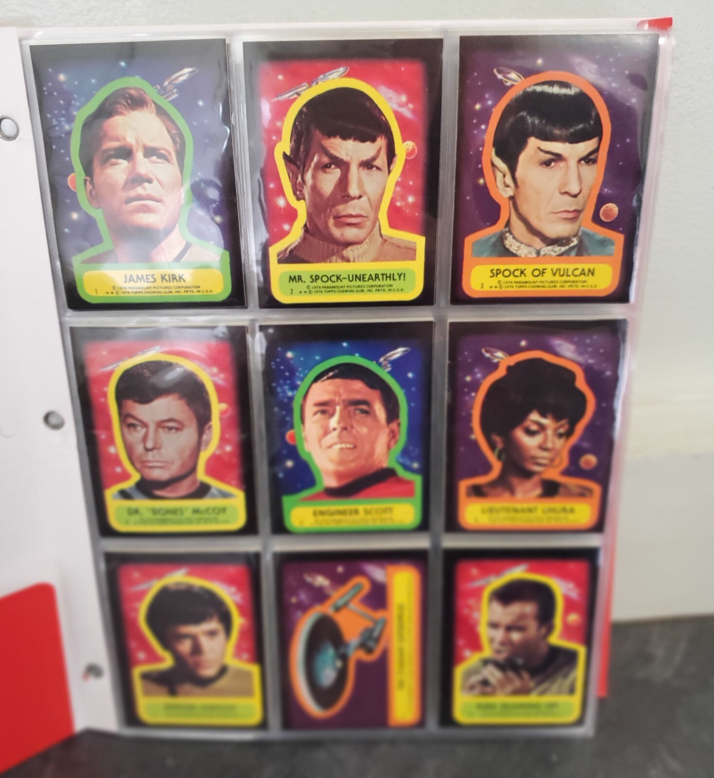 Star Trek 1976 Topps Trading Cards 88 Cards and 22 stickers