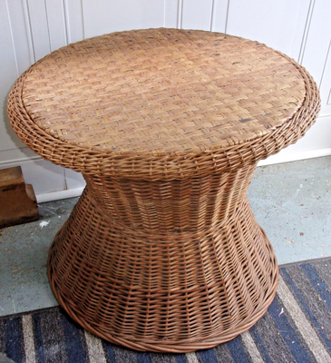 Large Vtg Round 22