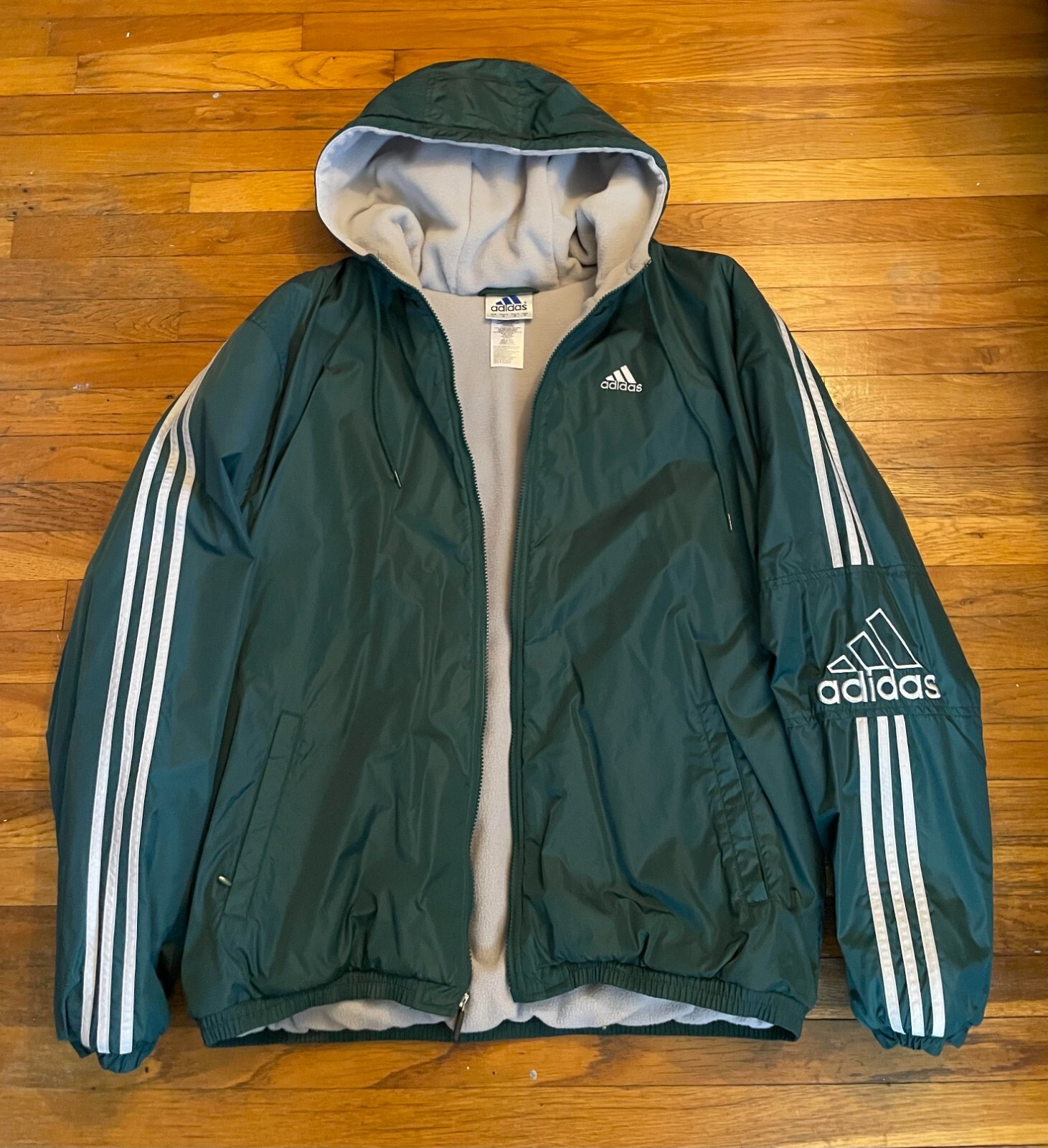 Vintage adidas Full Zip Fleece Lined Winter Jacket with Hood Vintage adidas Full Zip Fleece Lined Winter Jacket with Hood